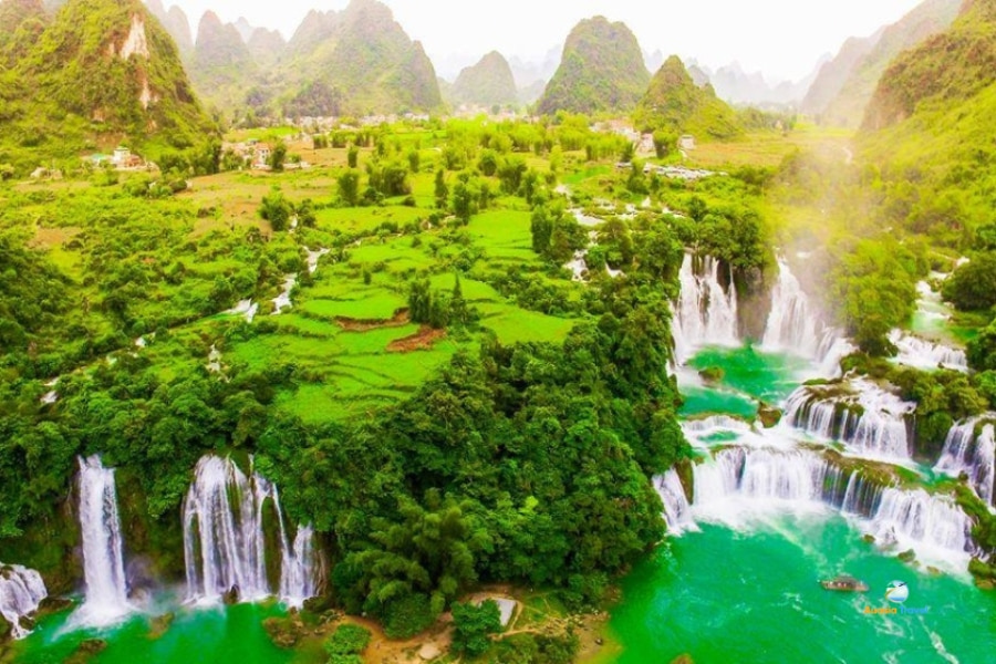Ban Gioc Waterfall in Cao Bang Vietnam with stunning green scenery – Auasia Travel